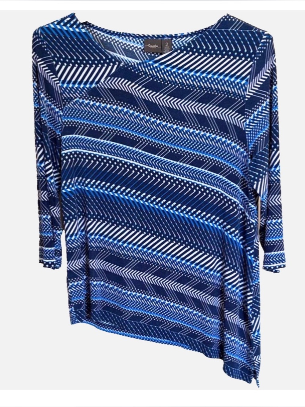 Chicos Travelers Tunic Top Womens L Blue Geometric Asymmetrical Hem Travel Knit